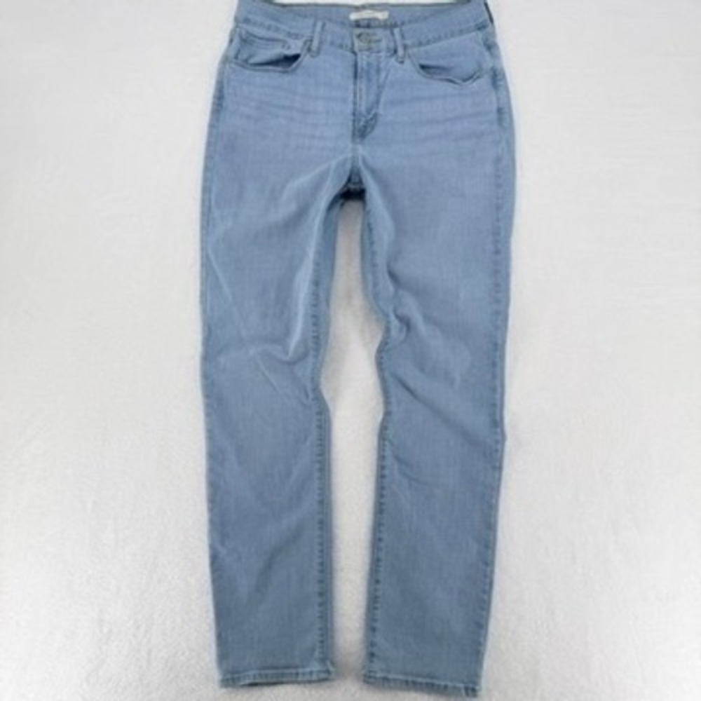 Levi's Classic Straight Jeans Women's Size 12‎ Light Wash Denim